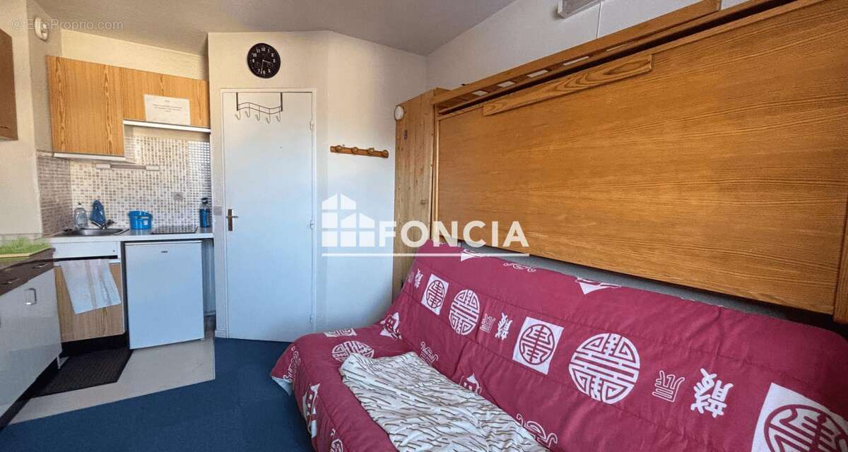 La foux d'allos, ski aux pieds studio plein sud offrant 5 couchages, balcon casier et parking - photo 3