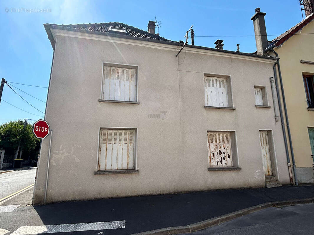 Maison à SAACY-SUR-MARNE