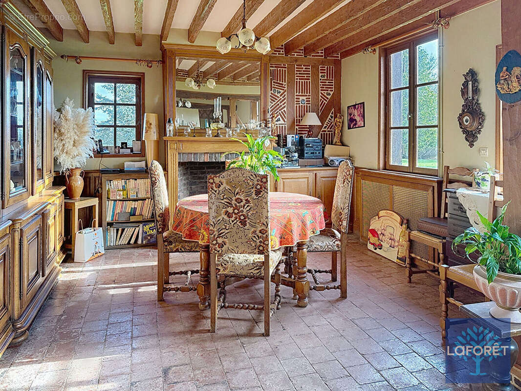 Maison à BERNAY