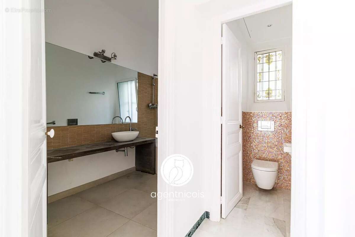 Appartement à BEAUSOLEIL