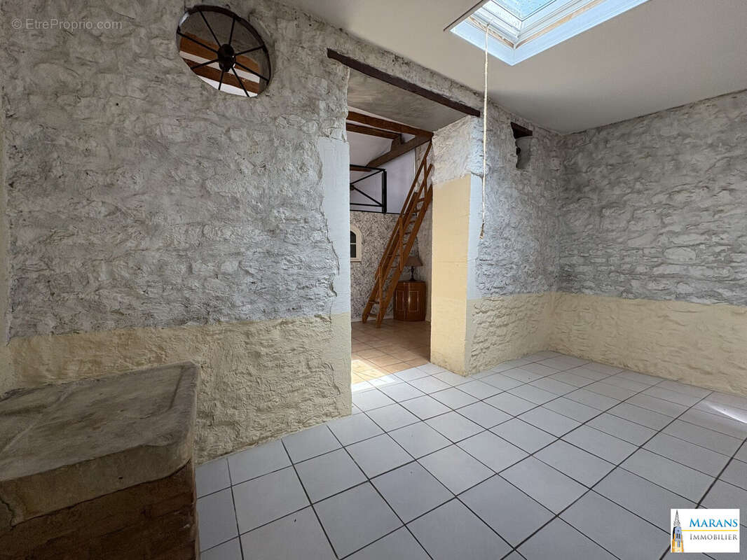 Maison 90 m² à L'ile-D'elle  - photo 4