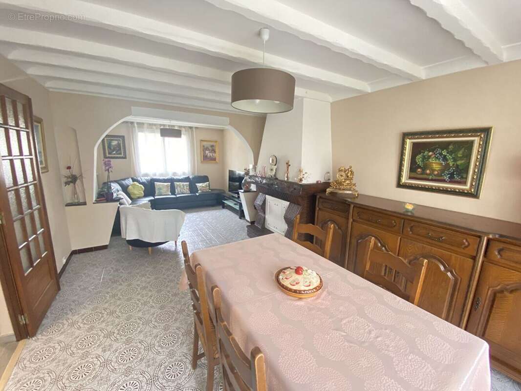 Maison à NANTEUIL-LES-MEAUX