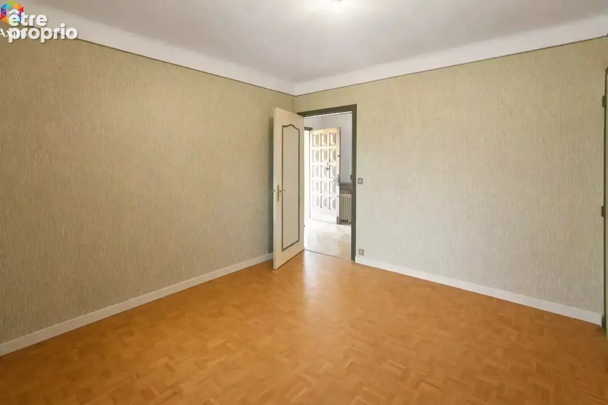 Chambre rdc<br>2
