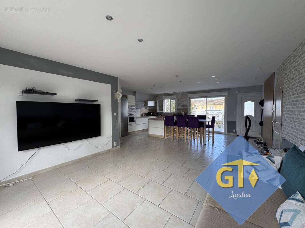 Maison à SAINT-PAUL-LES-FONTS