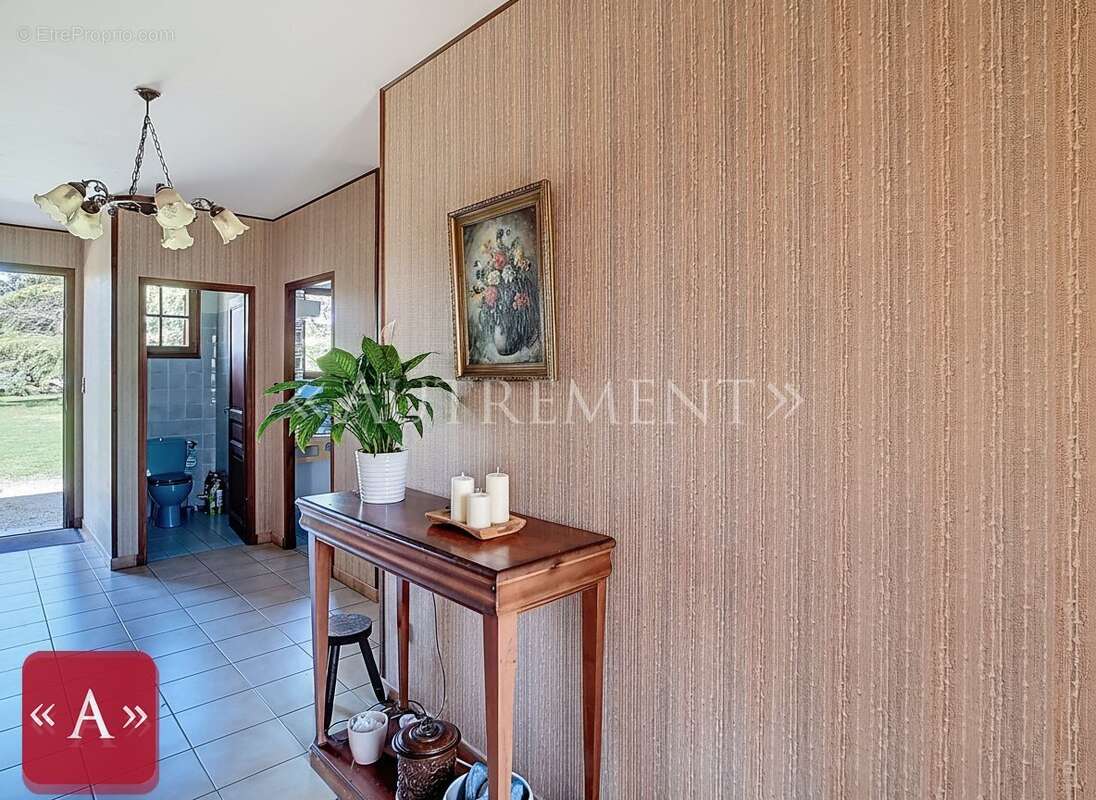 Maison à SAINT-SULPICE