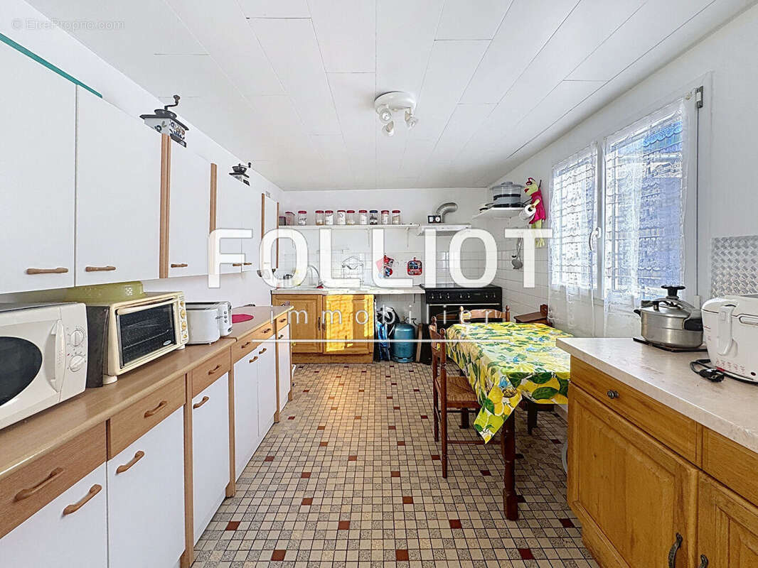 À vendre à CRÉANCES (50200) - photo 4