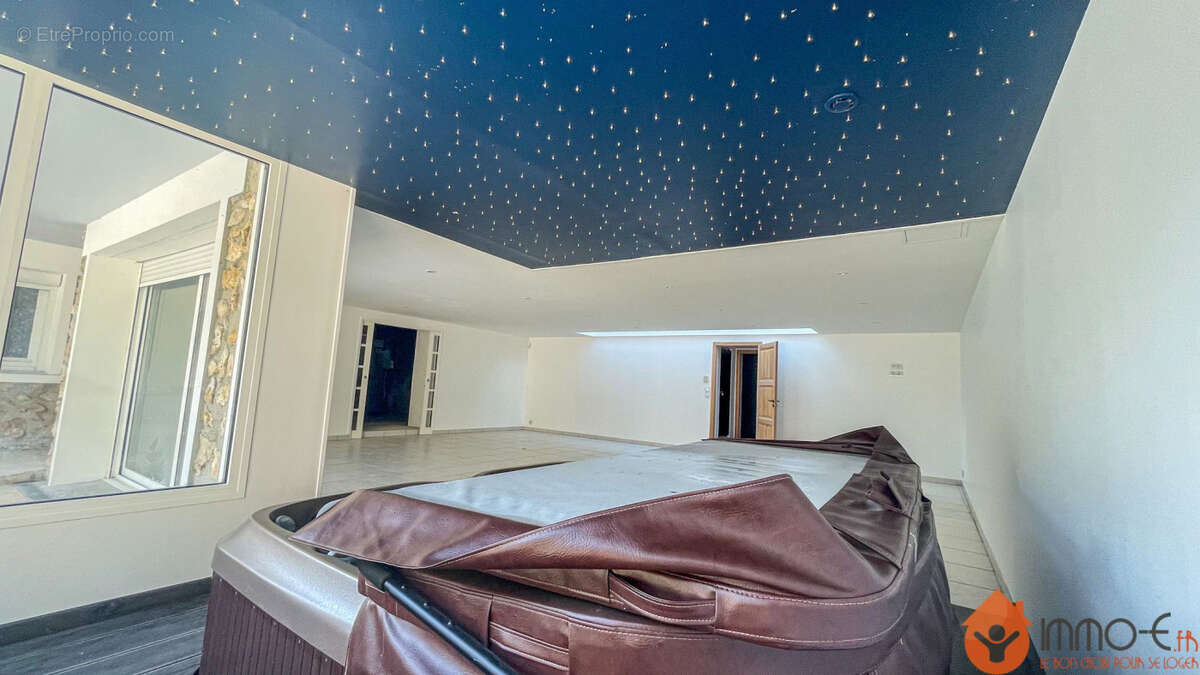 Maison à NANTEUIL-LES-MEAUX