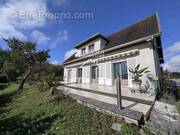 Maison à SAINT-JULIEN-DU-SAULT