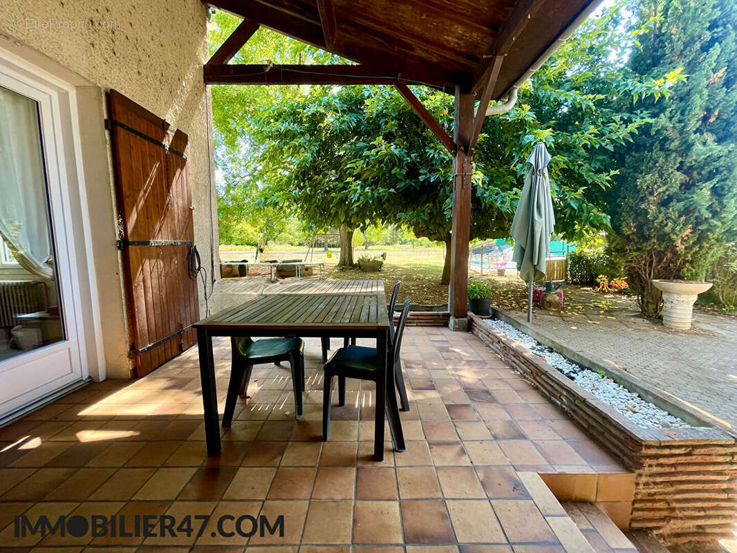 Villa traditionnelle avec piscine - photo 14
