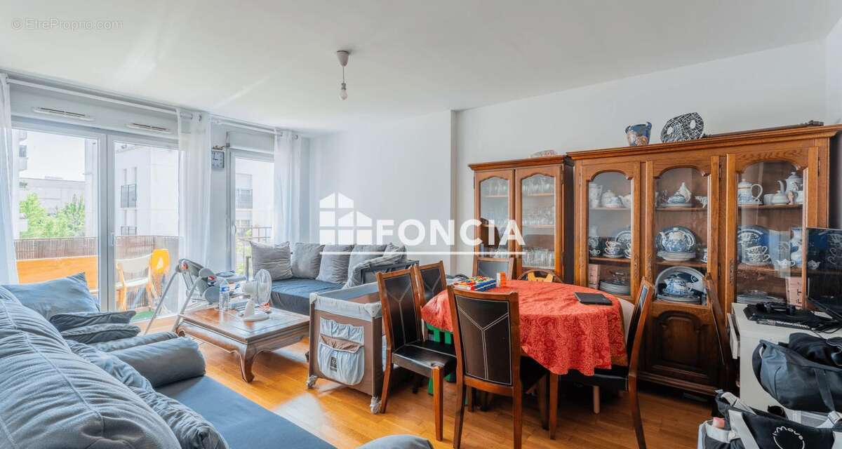 Appartement à SAINT-DENIS