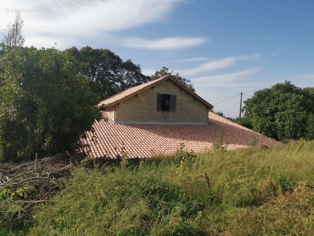 Maison à CAMBLANES-ET-MEYNAC