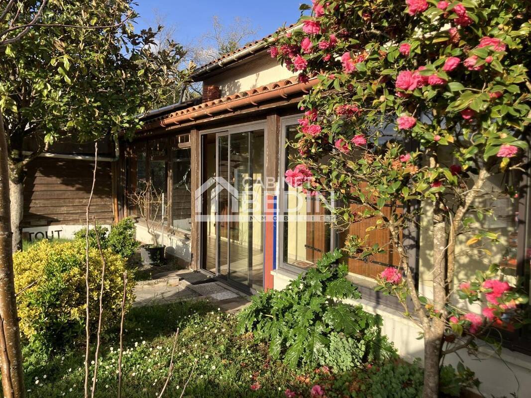 Maison à BLANQUEFORT