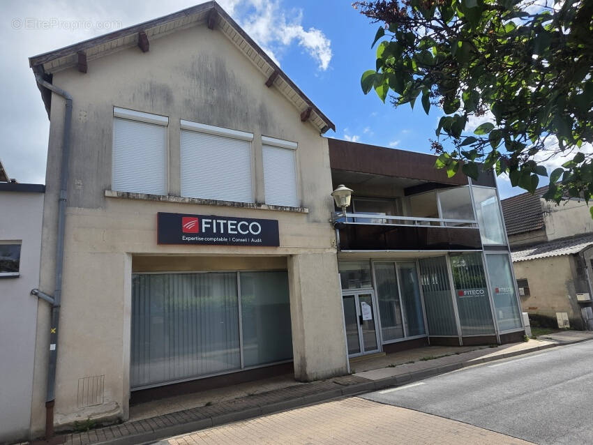 Appartement à SAINT-GEORGES-DE-MONS