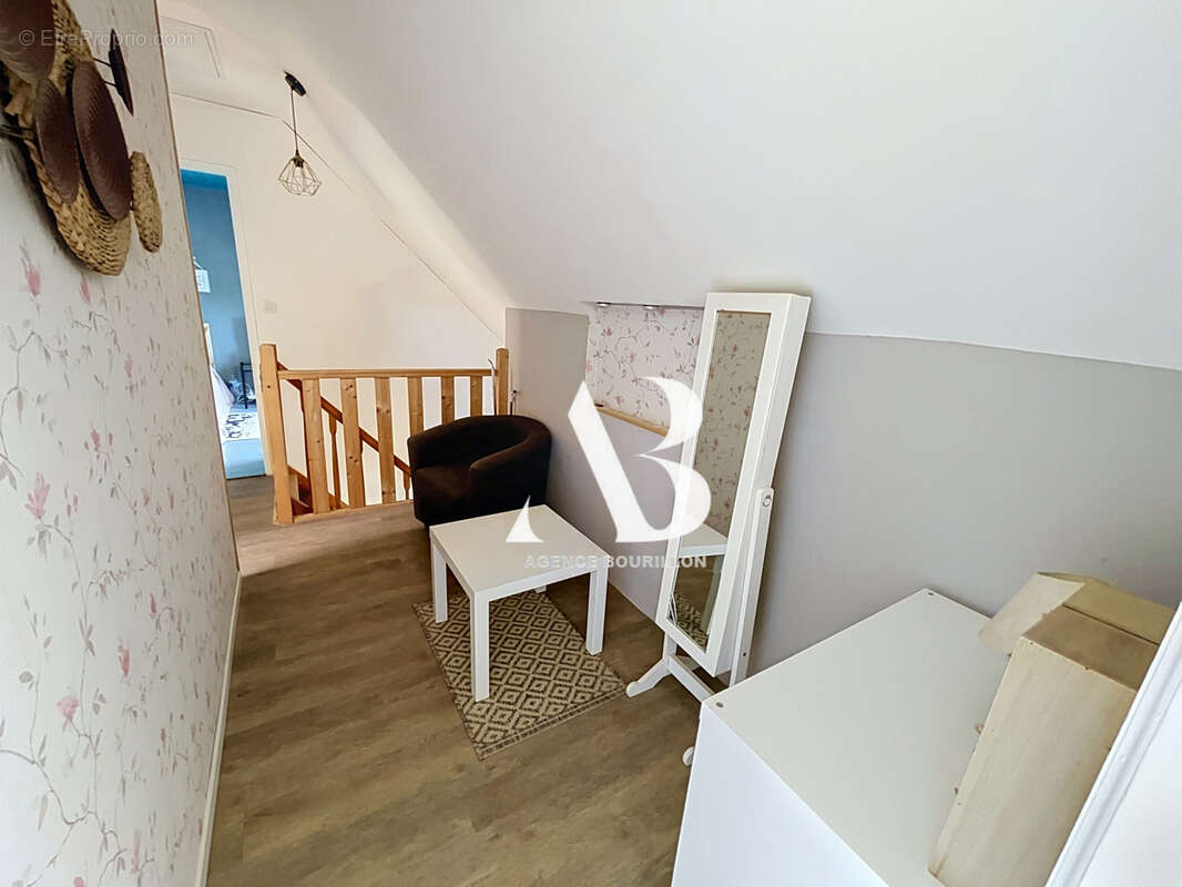Entre Nangis et Melun, Coup de cœur assuré ! Maison indépendante avec vaste réception et 5 chambres ! - photo 14