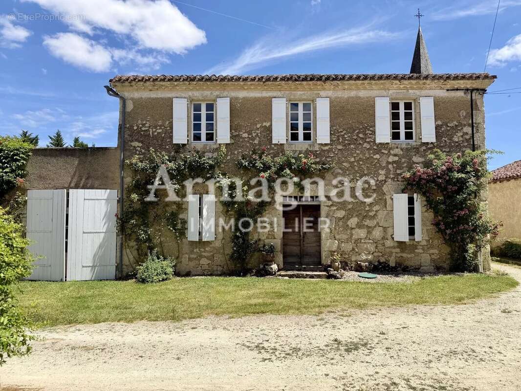 Maison à BAZIAN