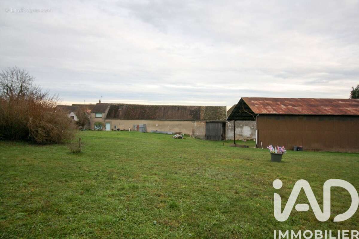 Photo 3 - Maison à VINNEUF