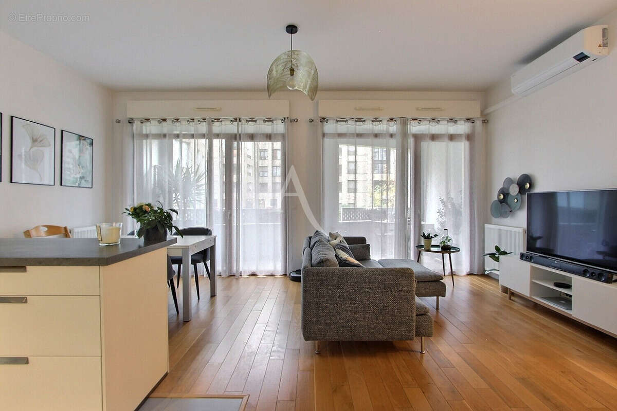 Appartement à ASNIERES-SUR-SEINE