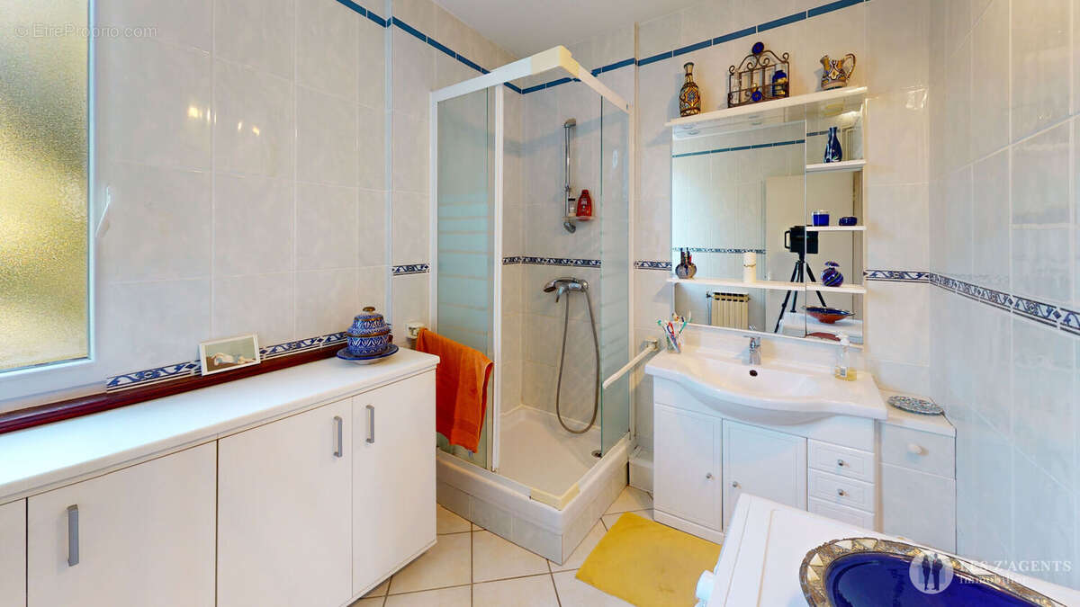 Appartement à SAINT-MARTIN-D&#039;HERES