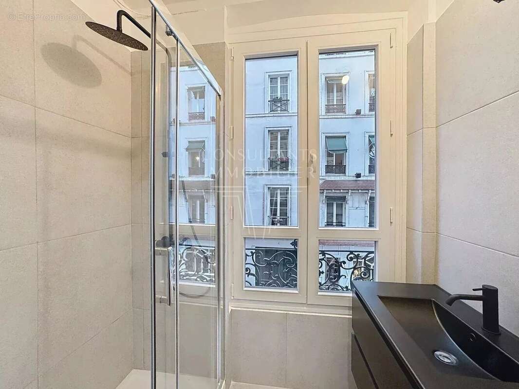 Appartement à PARIS-9E
