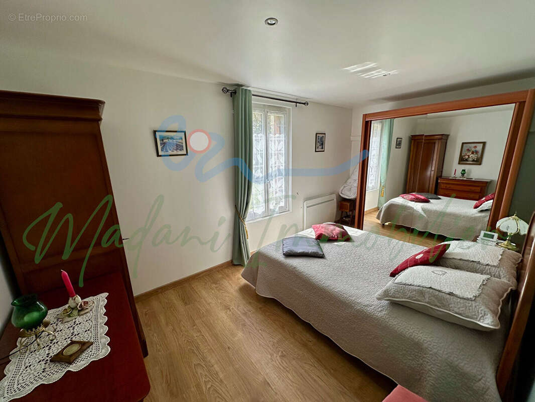 Maison à BONNIERES-SUR-SEINE