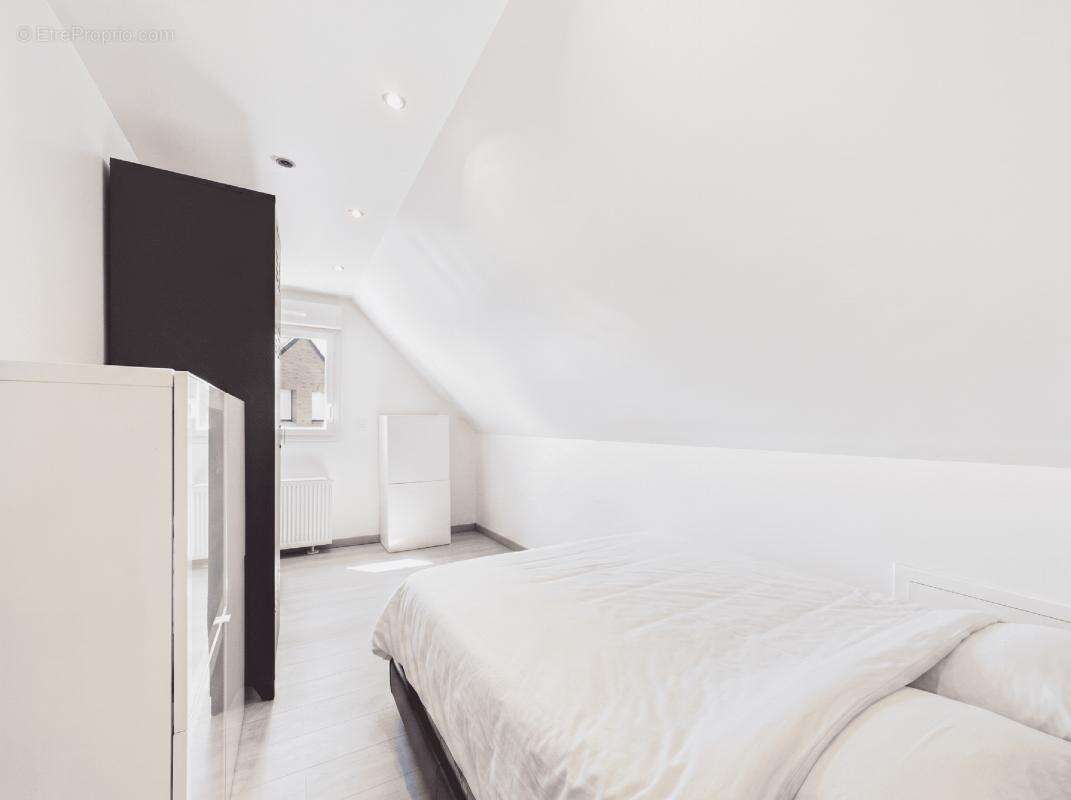 Maison 106 m² à Erre  - photo 12