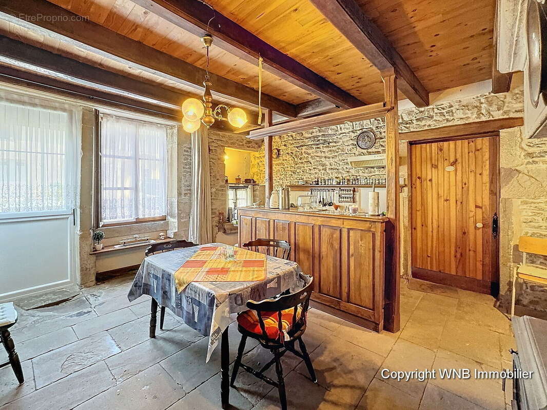 Maison à MARTINVELLE