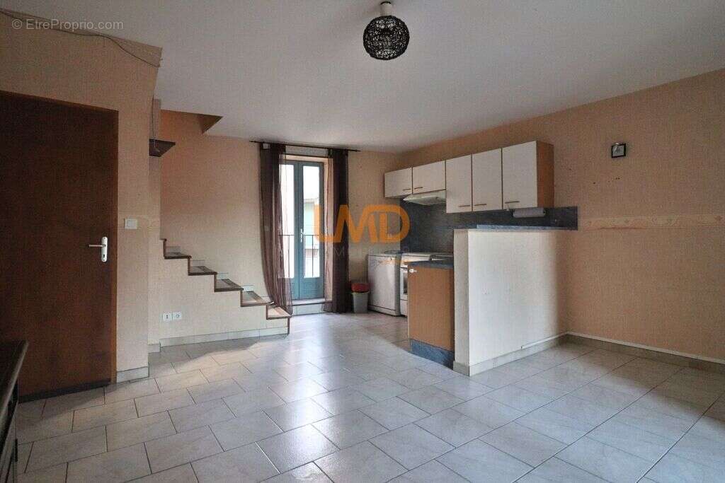 Maison à JONCELS