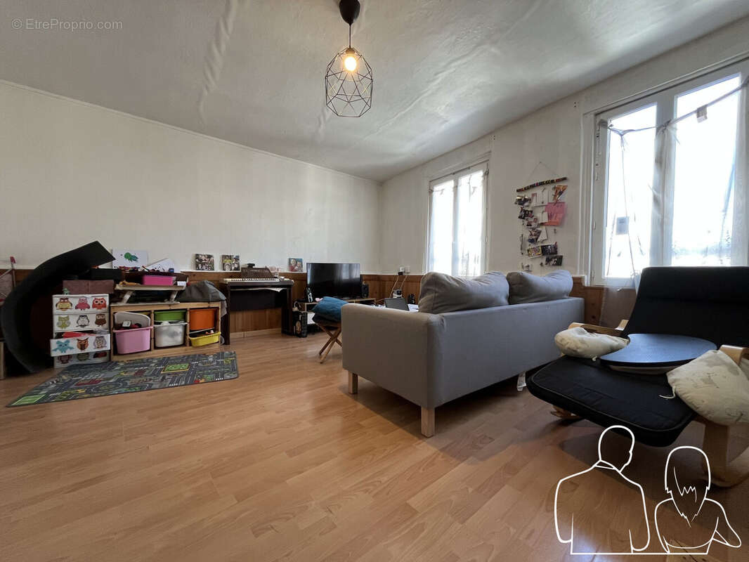 Appartement à QUILLEBEUF-SUR-SEINE