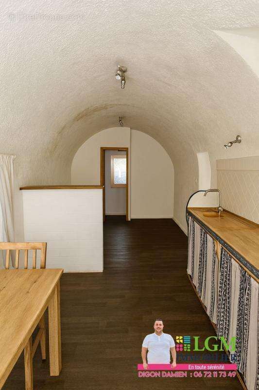 Commerce à SAINT-AMBROIX