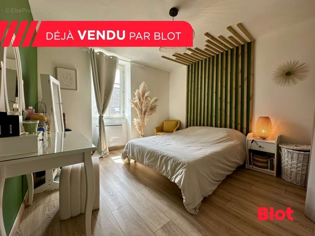 Appartement à MONTFORT-SUR-MEU