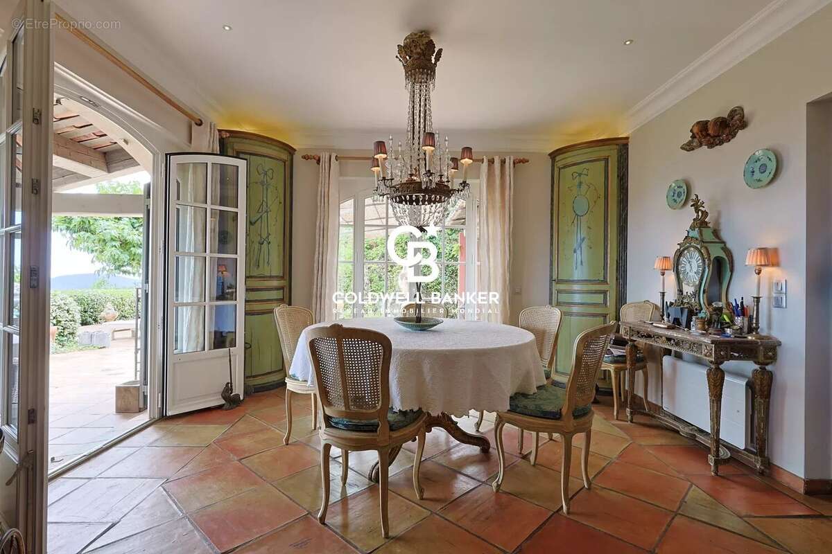 Confort, vue & authenticité et seulement 25 minutes de ST TROPEZ - photo 8