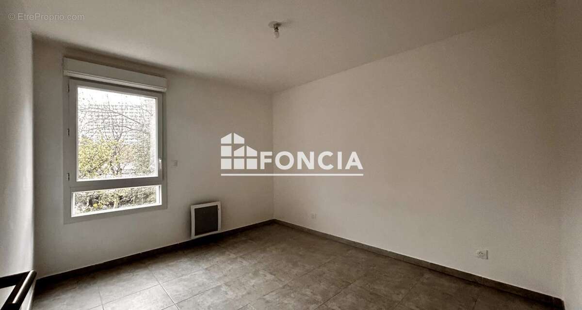 Appartement à MARSEILLE-9E