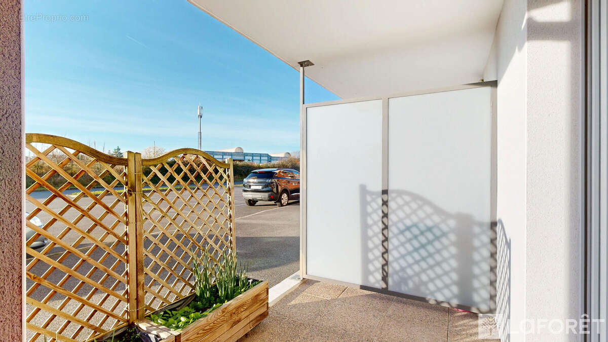 Appartement à YZEURE