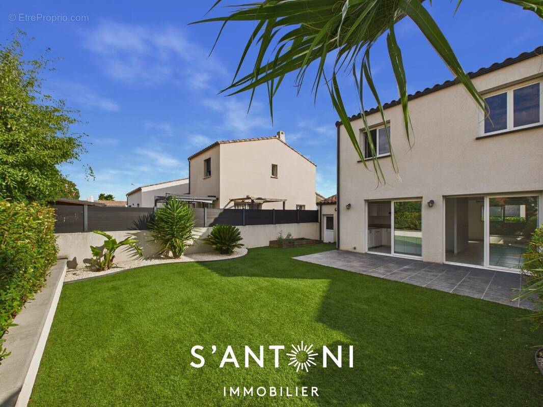 Villa récente R+1  98 m²  Terrain paysager - photo 1