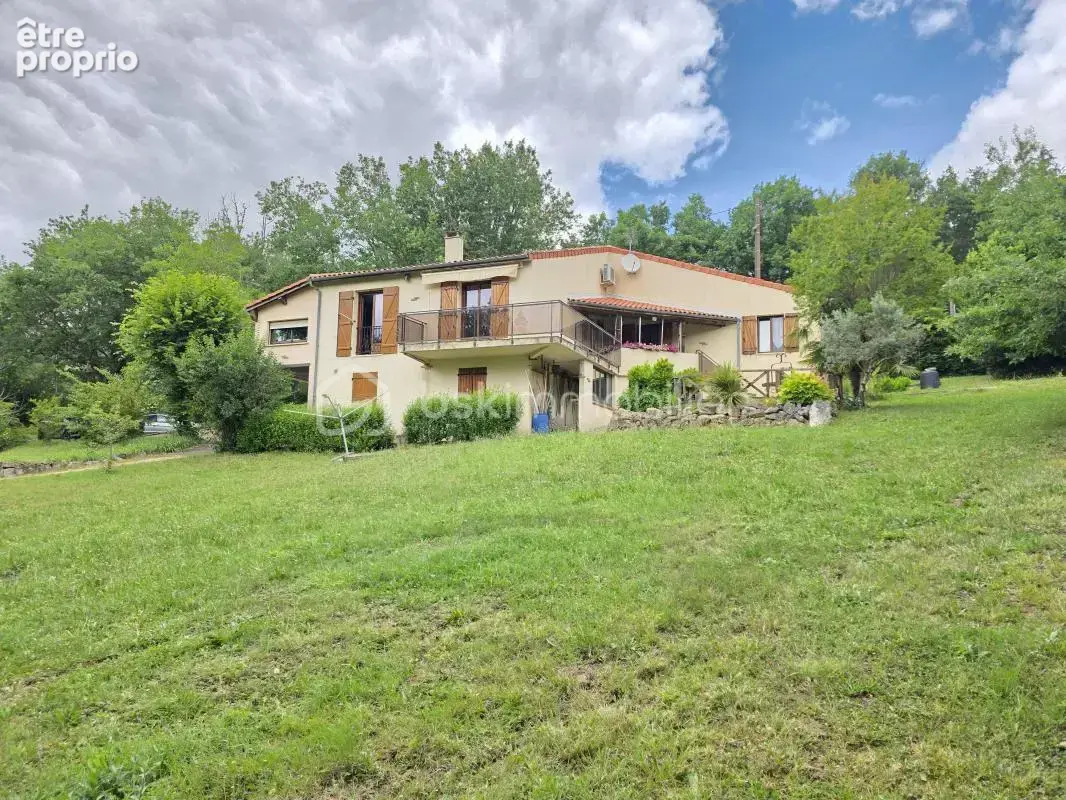 Maison ste colombe en bruilhois- garage- jardin 3850 m² - photo 2