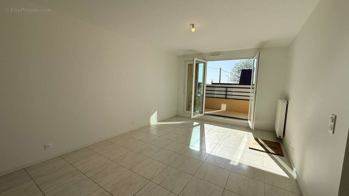 Appartement à JOUARS-PONTCHARTRAIN