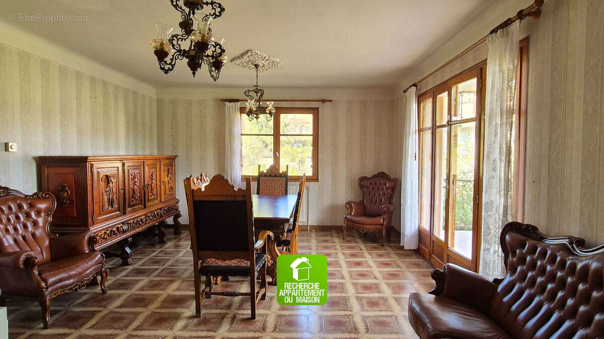 Maison à ANNOISIN-CHATELANS