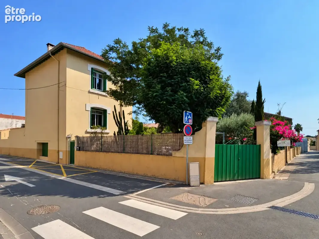 Maison de caractère rénovée de 112 m² avec jardin et stationnement – Villeneuve-lès-Béziers - photo 22