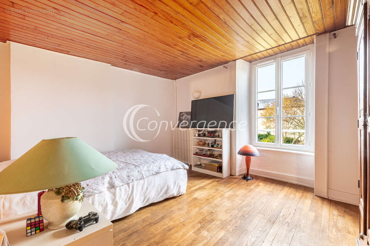 Maison à NIEUL