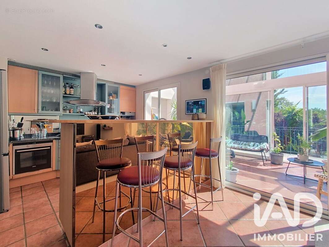 Maison 240 m² à Villennes-Sur-Seine  - photo 9