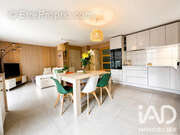 Photo 1 - Appartement à CHATEAUNEUF-LE-ROUGE