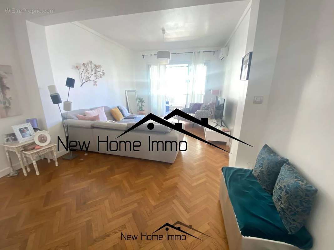 Appartement à MARSEILLE-8E