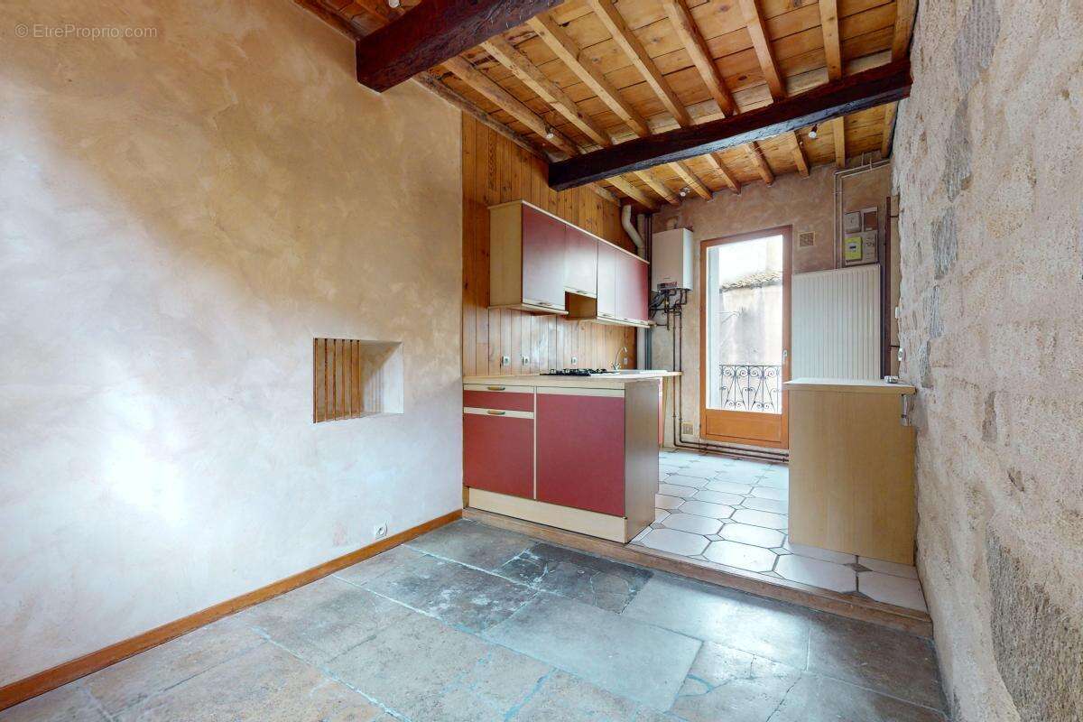 Maison à SAINT-JEAN-DE-VEDAS