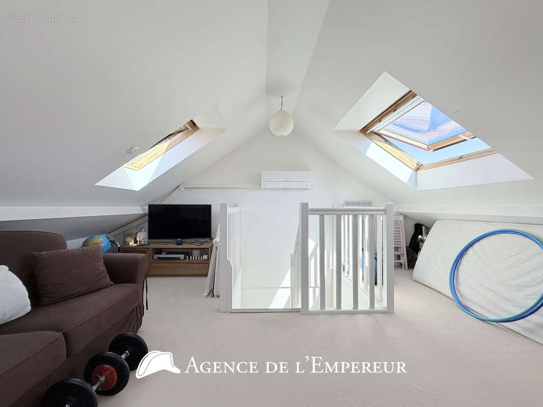 Maison à NANTERRE
