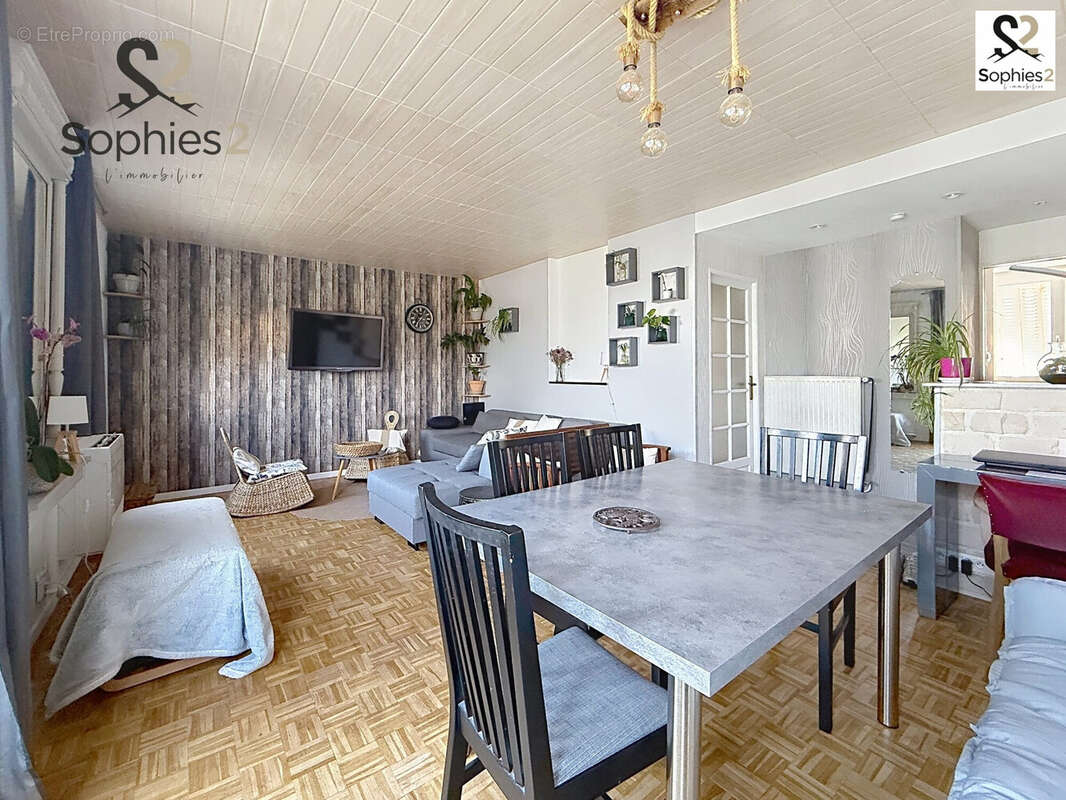 Appartement à SEYSSINET-PARISET