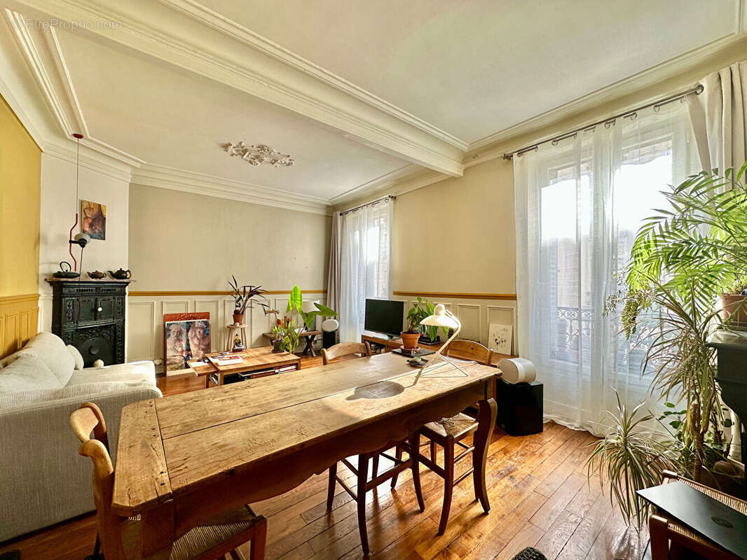 Appartement à PARIS-11E