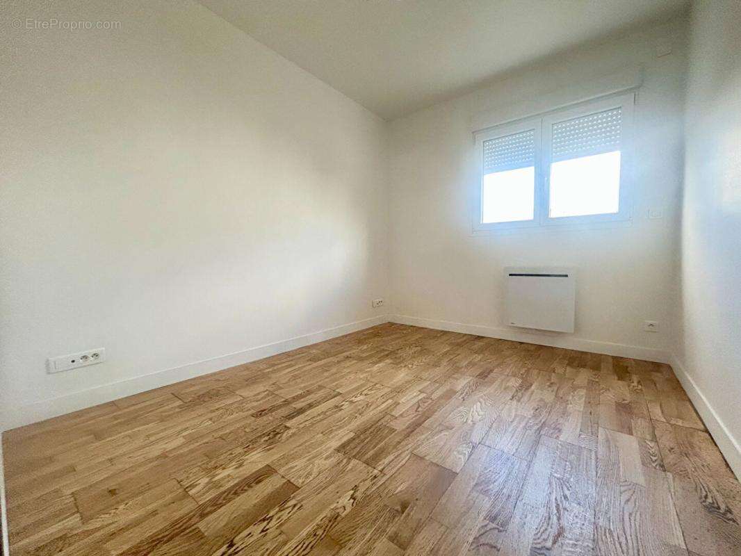 Appartement à FONTENAY-SOUS-BOIS