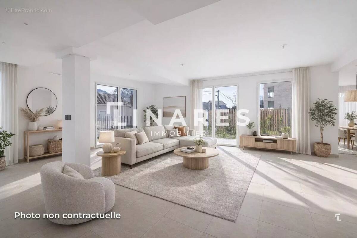 Appartement à MARSEILLE-8E