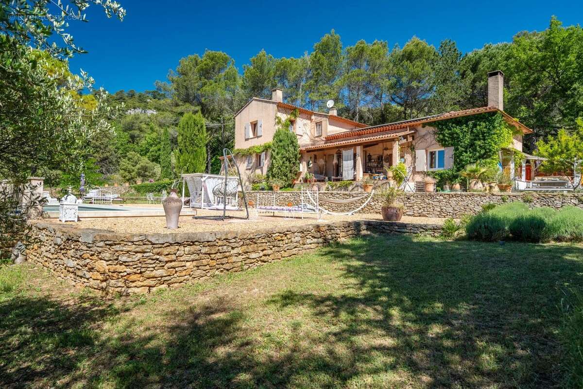 Maison à LA ROQUEBRUSSANNE