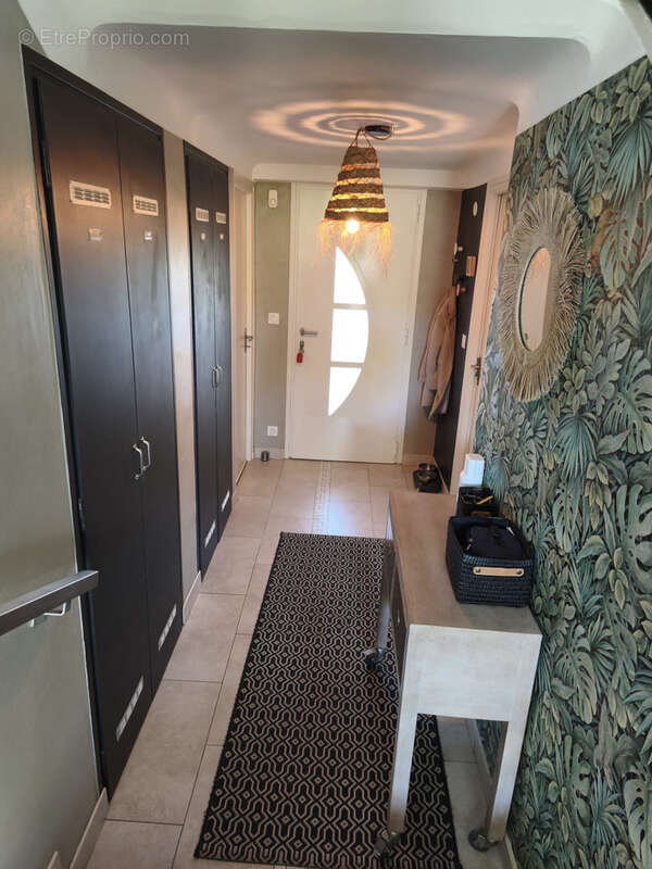 Maison à SAINT-LAURENT-DE-LA-SALANQUE